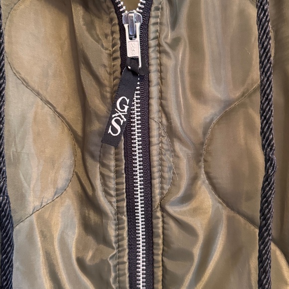 Mens Grunt Style Woobie vest in size Medium. - Picture 3 of 5